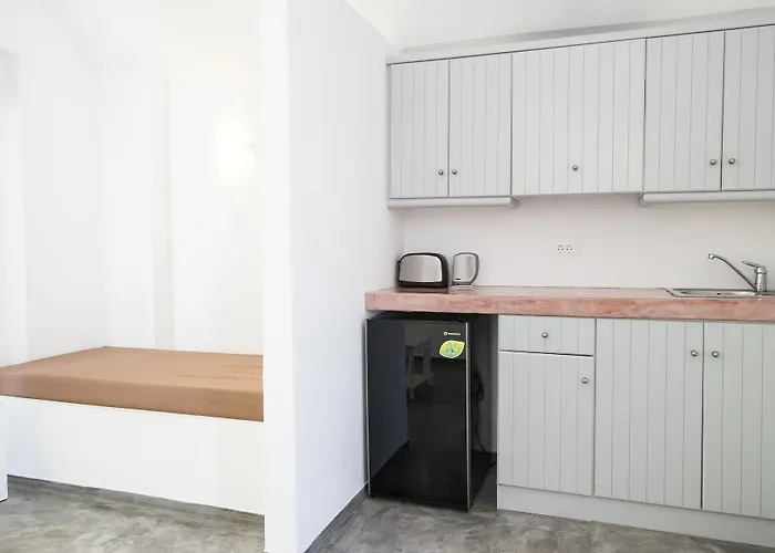 Sea View (adults Only) Hotell